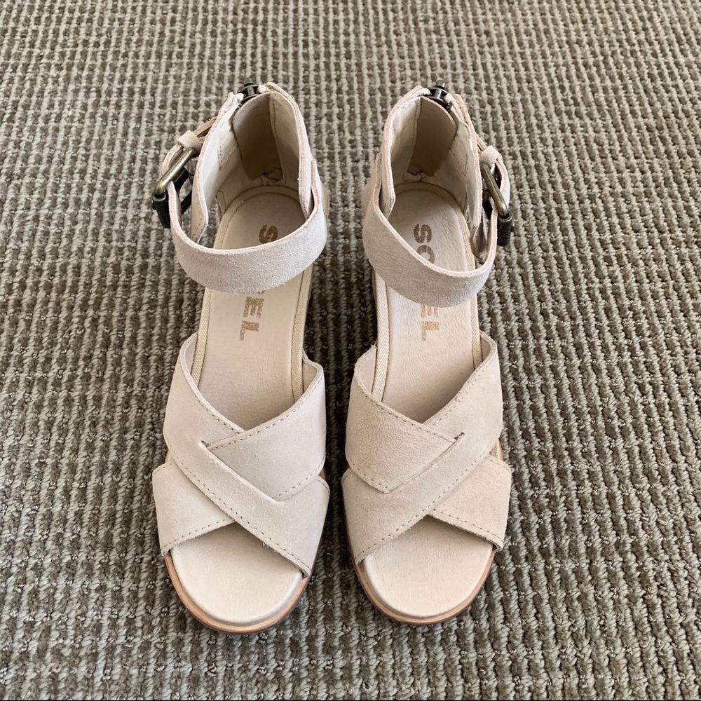 Sorel Joanie II Cream Wedge Sandals - Picture 5 of 10